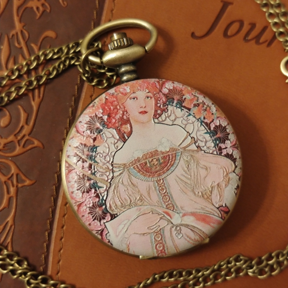 Gorgeous enamel artistic cover